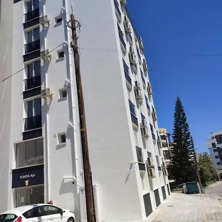 Carsi Merkezinde 2+1 *