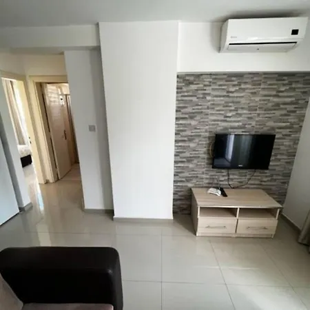 Διαμέρισμα Carsi Merkezinde 2+1 Κερύνεια